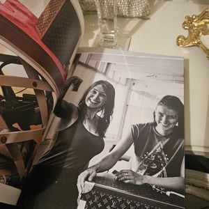 LOUIS VUITTON BOOK